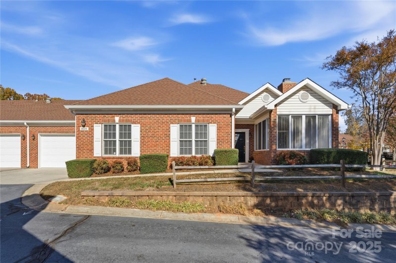 Property image 2 at 8659 Windsor Ridge Drive, Charlotte, NC 28277