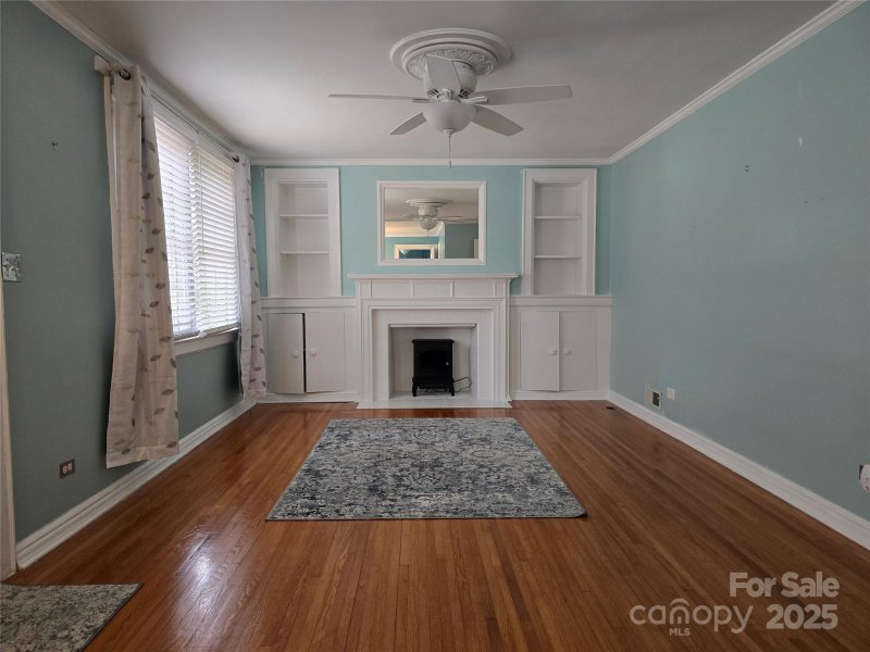 Property image 3 at 111 Oakdale Street, Gastonia, NC 28054