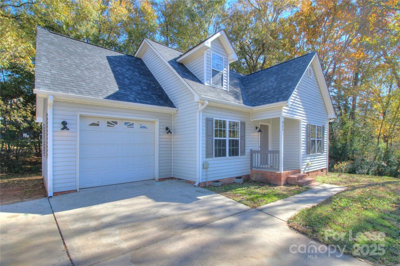 Property image 2 at 205 S Church Street, Waxhaw, NC 28173