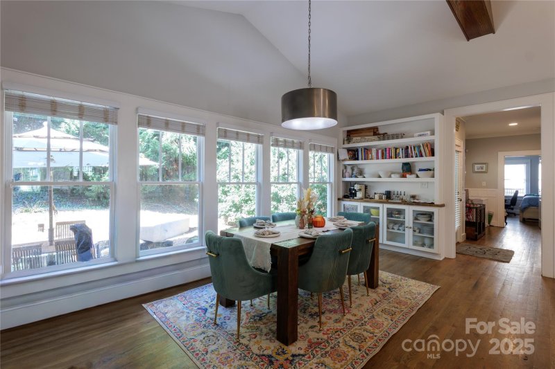 Property image 2 at 405 Wake Street, Charlotte, NC 28216