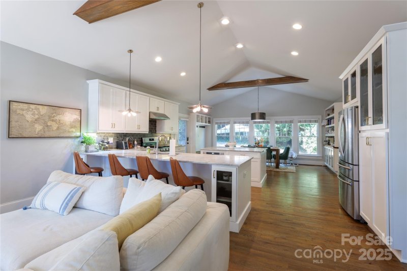 Property image 4 at 405 Wake Street, Charlotte, NC 28216