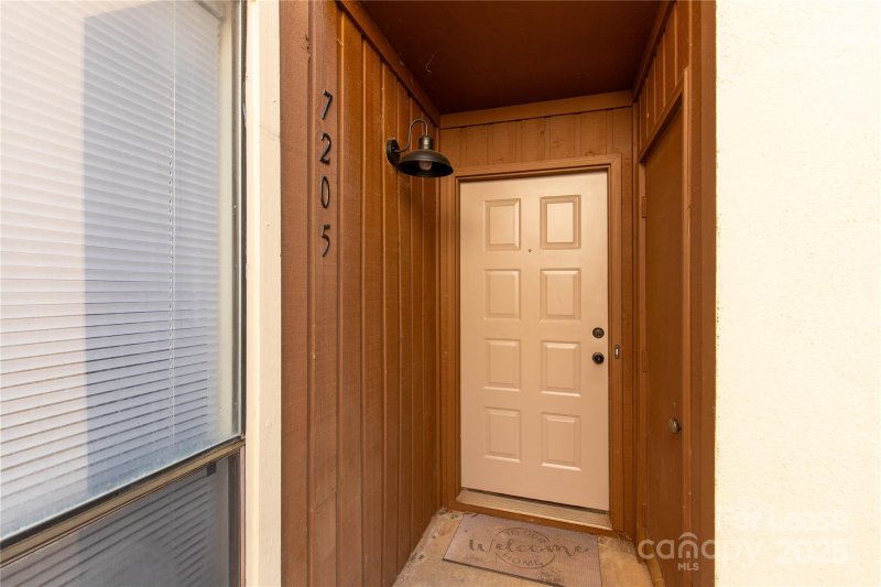 Property image 2 at 7205 Winery Lane, Charlotte, NC 28227