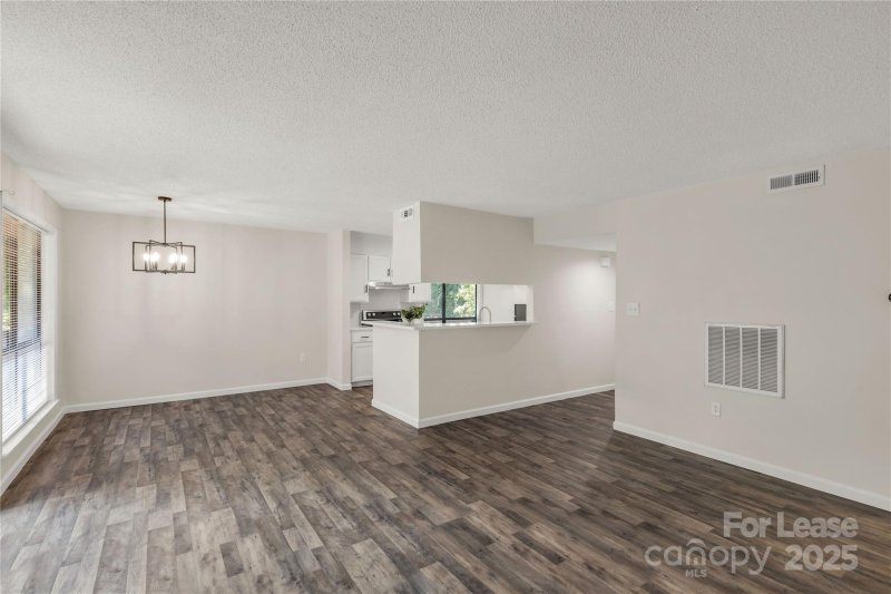 Property image 5 at 7205 Winery Lane, Charlotte, NC 28227