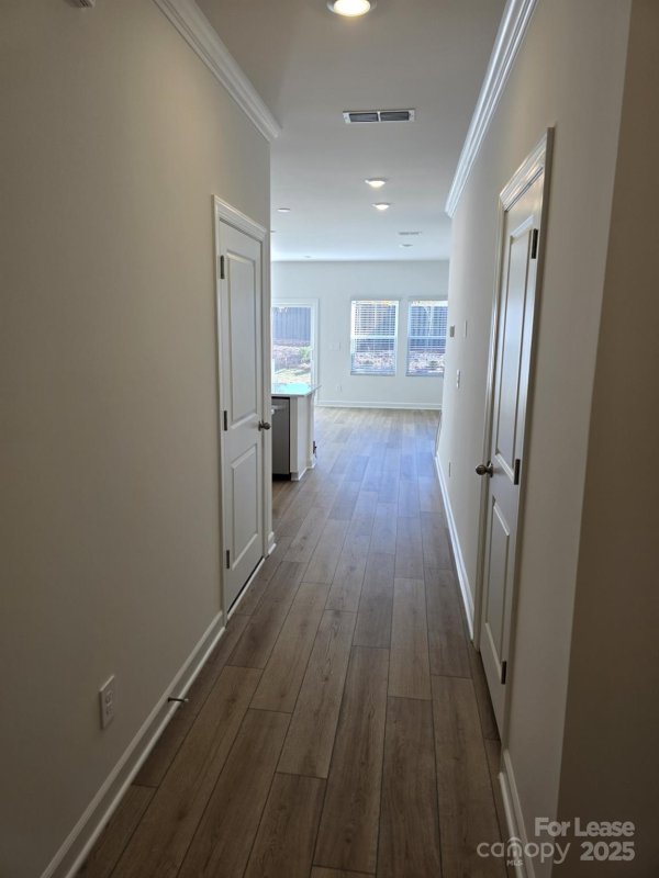 Property image 2 at 4043 Summit Woods Drive, Charlotte, NC 28216