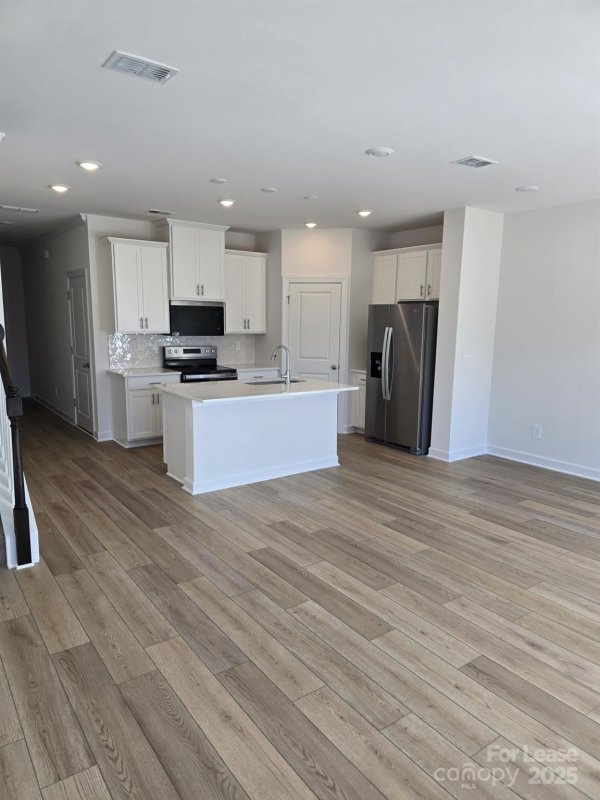 Property image 4 at 4043 Summit Woods Drive, Charlotte, NC 28216