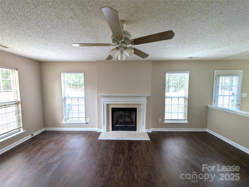 Property image 3 at 144 W Walnut Avenue, Mount Holly, NC 28120