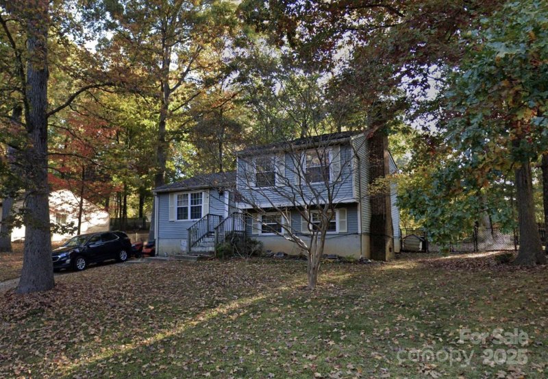 Property image 3 at 8424 Othello Place, Charlotte, NC 28227