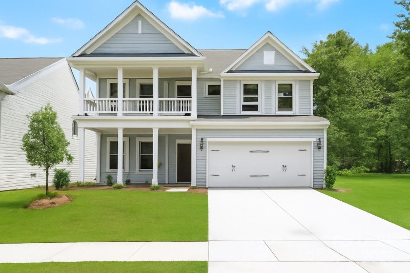 Hampton Woods, Charlotte community