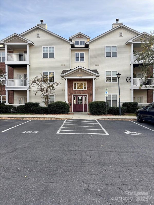 11242 Hyde Pointe Court