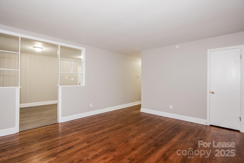 Property image 3 at 4423 Brooktree Drive, Charlotte, NC 28208