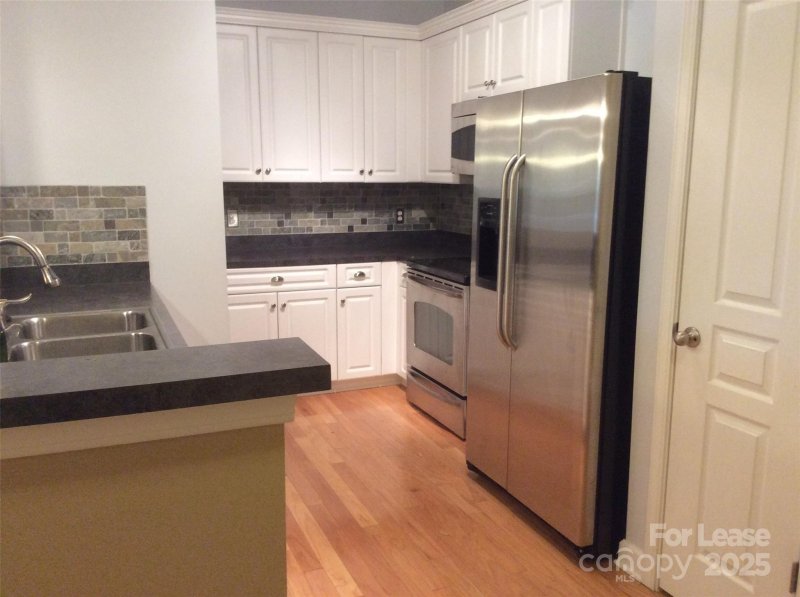 Property image 3 at 18801 Oakhurst Boulevard, Cornelius, NC 28031