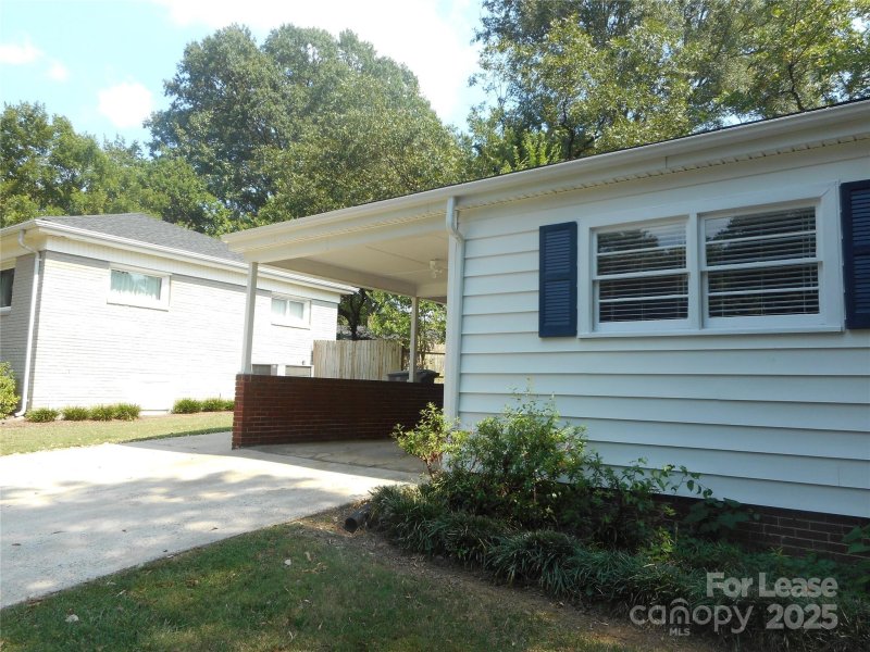 Property image 4 at 1210 Norland Road, Charlotte, NC 28205