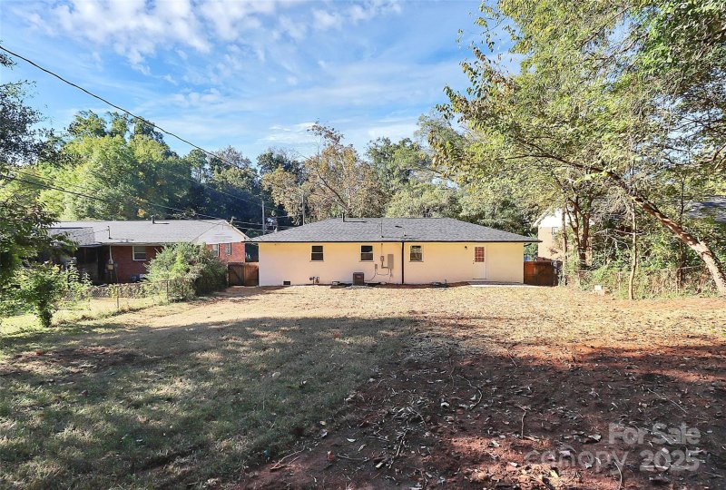 Property image 4 at 735 Wilbrown Circle, Charlotte, NC 28217