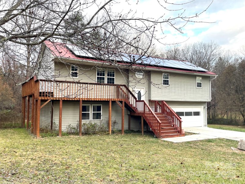 14 Spring Lake Drive