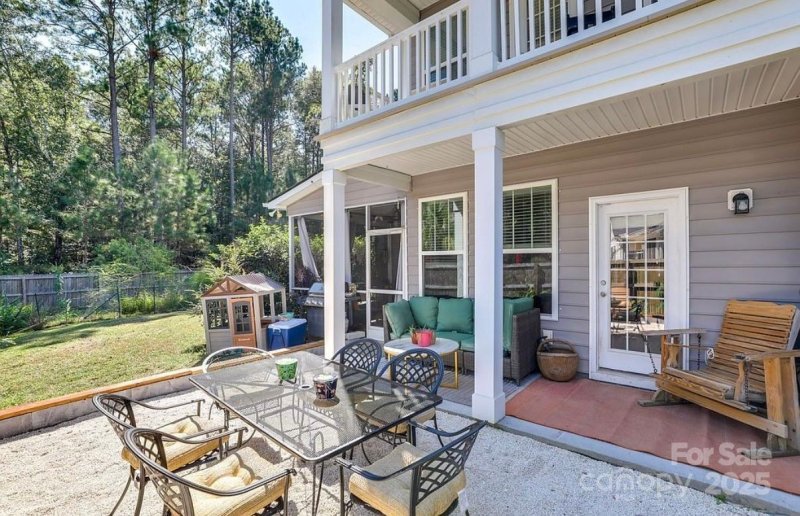 Property image 5 of 411 Stonefield Circle in Spring Grove Plantation, Moncks Corner, SC 29461