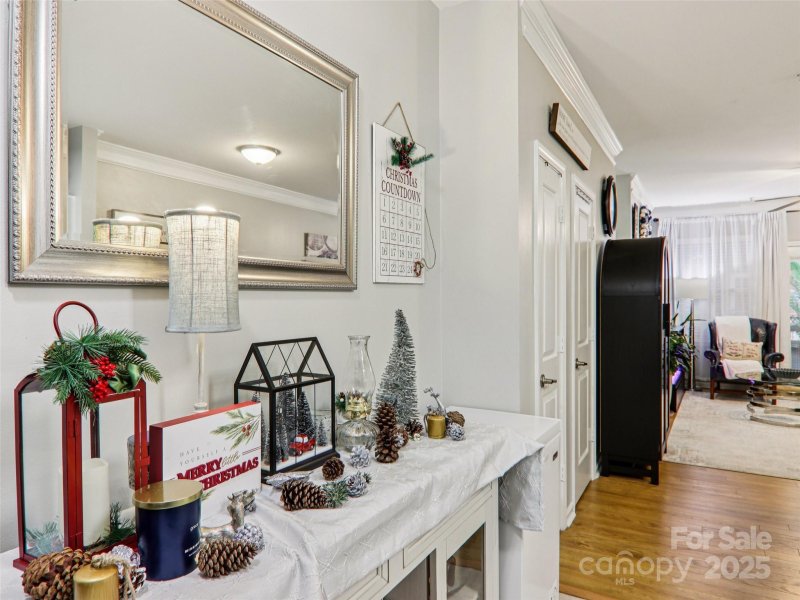 Property image 4 at 617 Appeldoorn Circle, Asheville, NC 28803