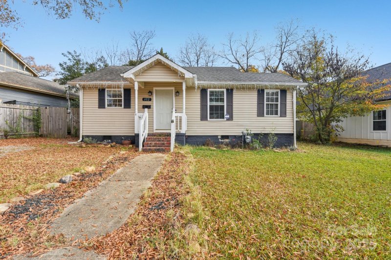 162 N Smallwood Place