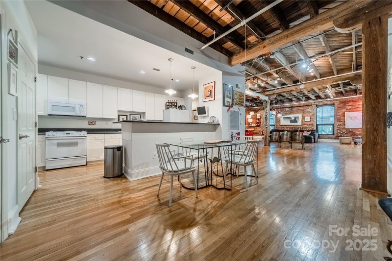 310 Arlington Avenue