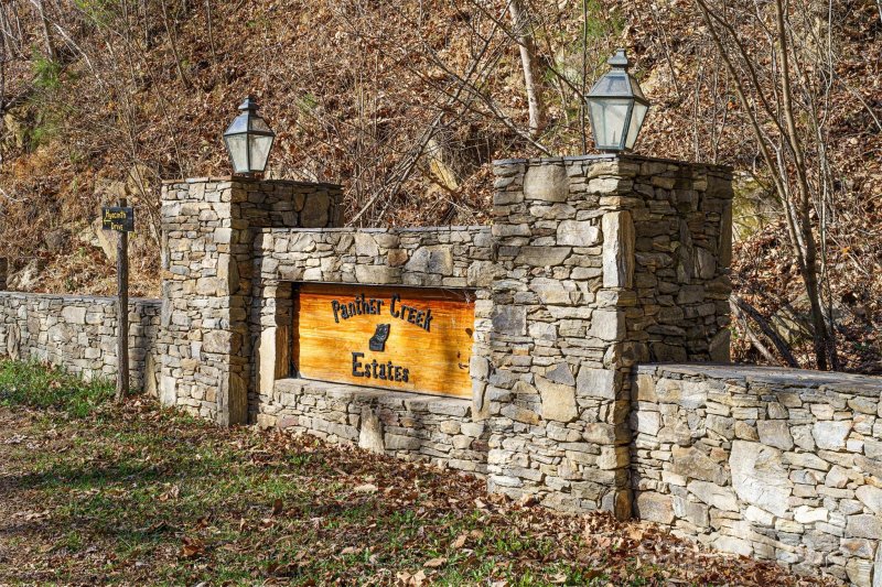 Panther Creek Estates, Clyde Community