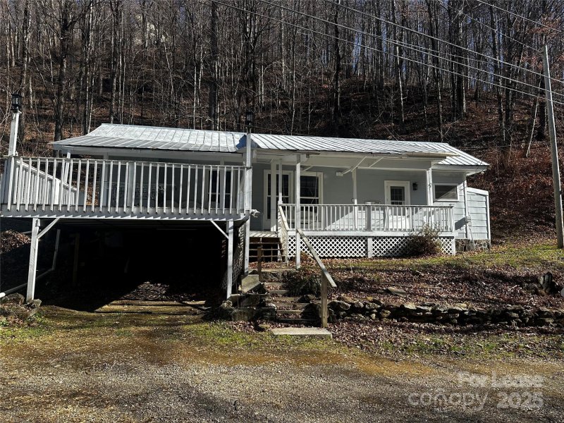 717 Deep Gap Road