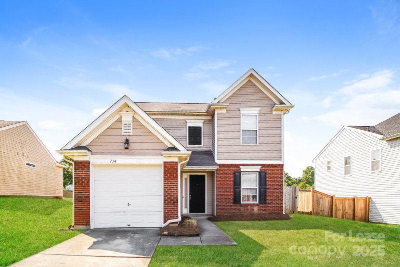 Sadler Ridge, Charlotte community