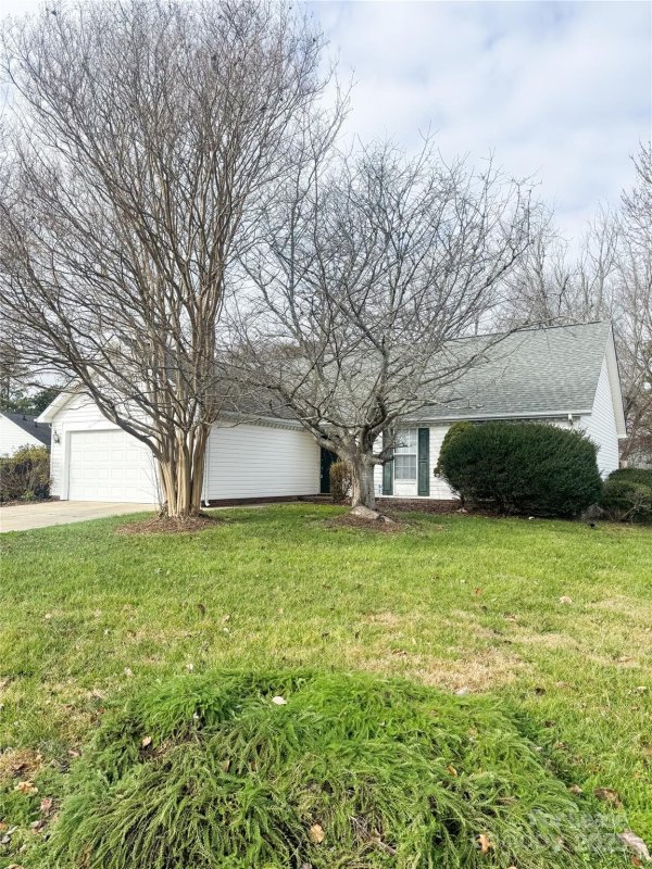 Farmington, Charlotte community