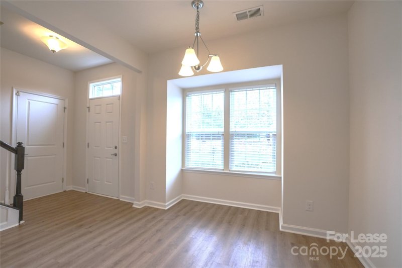 Property image 4 at 9510 Birkwood Court, Charlotte, NC 28278