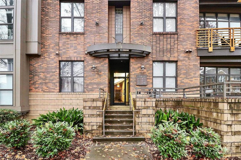 712 N Davidson Street