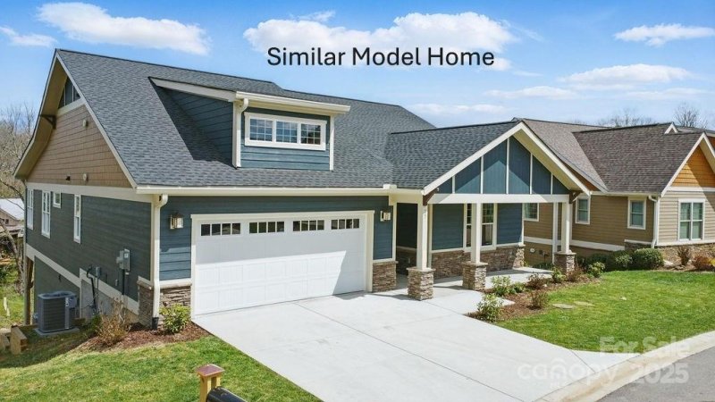 Pinebrook Farms, Asheville community