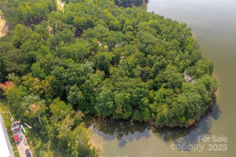 902 Osprey Bluff Court