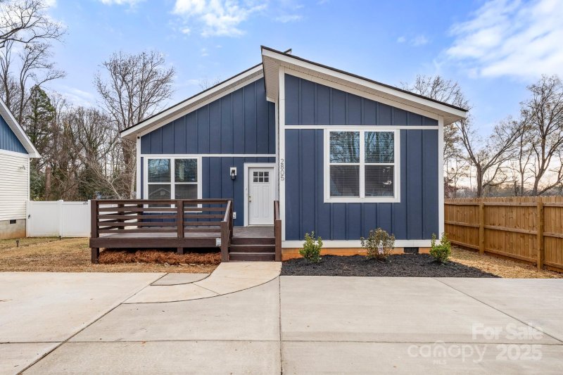 2805 Old Steele Creek Road