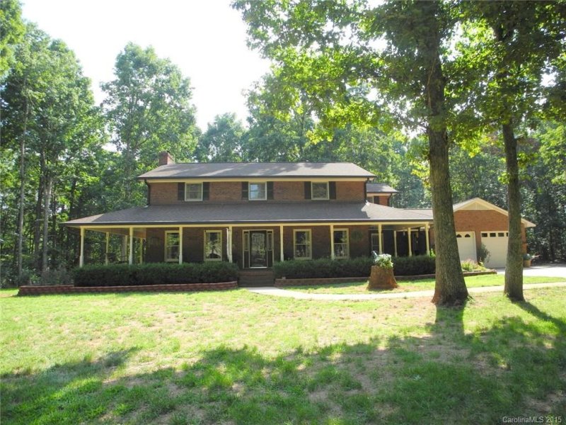 2651 Fallen Oak Trail