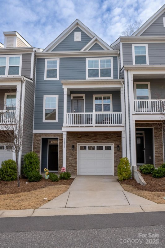 Glenmere, Charlotte community