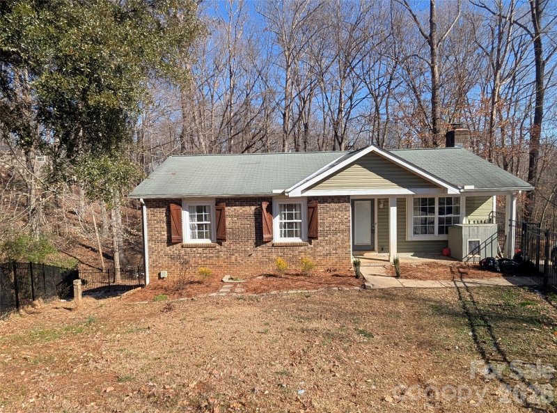 Idlewild South, Charlotte community