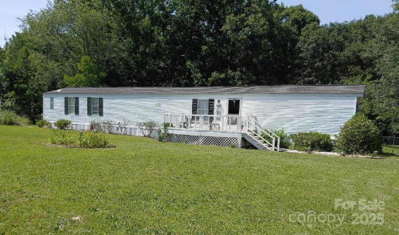 Lancaster, Lancaster community