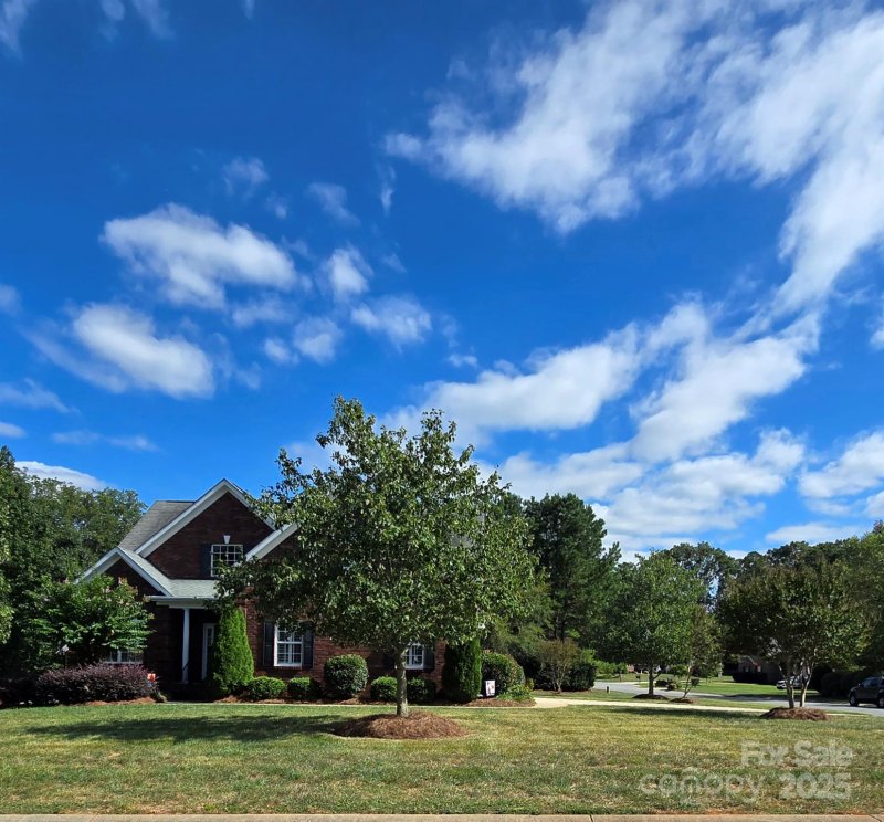 Fieldstone, Concord community