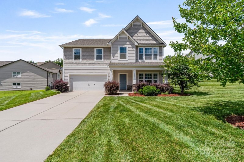 7129 Dove Field Lane