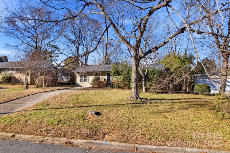 Shamrock Hills, Charlotte community