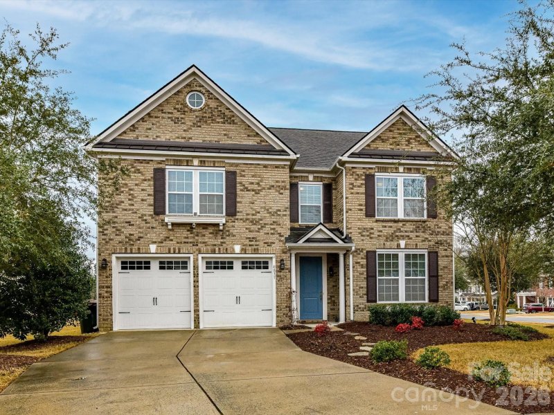 Lake Ridge, Tega Cay community