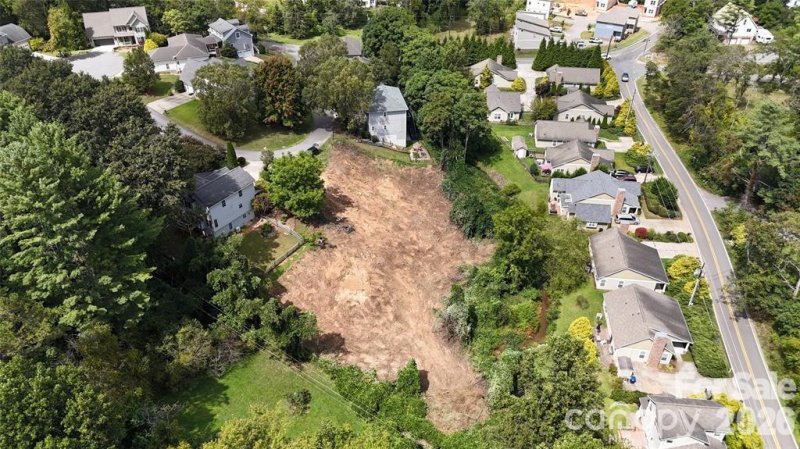 16 Village East Court