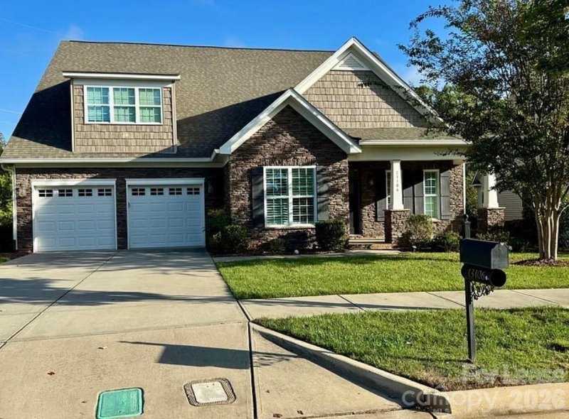 13106 Hazelbrook Lane