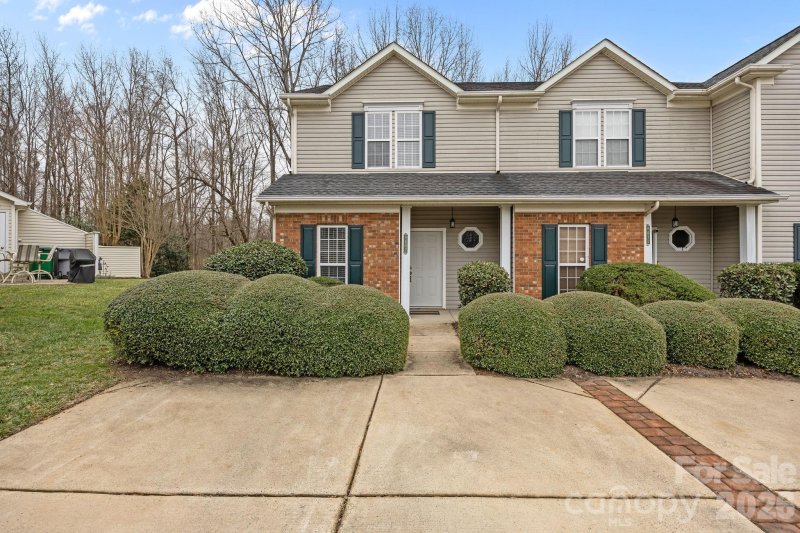Towne Meadows, Charlotte community