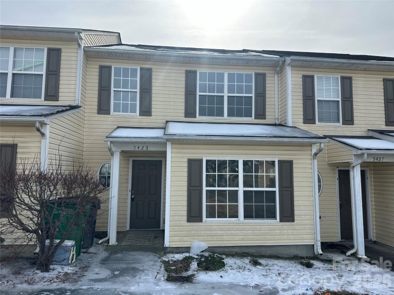 Summerville, Charlotte community