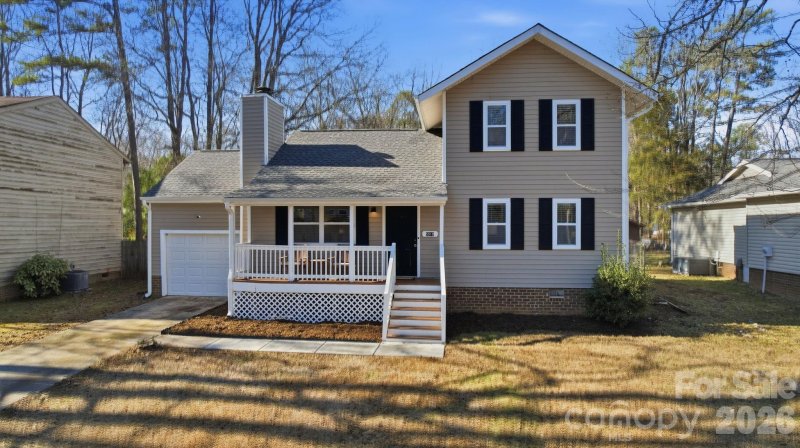 Rolling Oaks, Charlotte community
