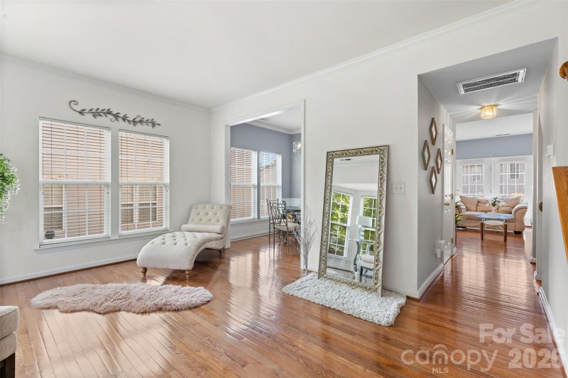 9775 Mallard Glen Drive