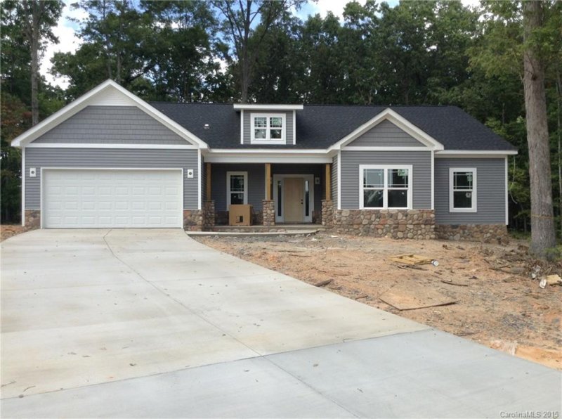 Property image 3 at 2312 Stratford Glen, Belmont, NC 28012