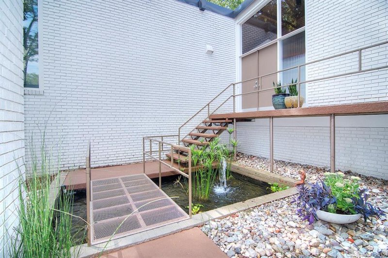 Property image 2 at 1141 Lynbrook Drive, Charlotte, NC 28211