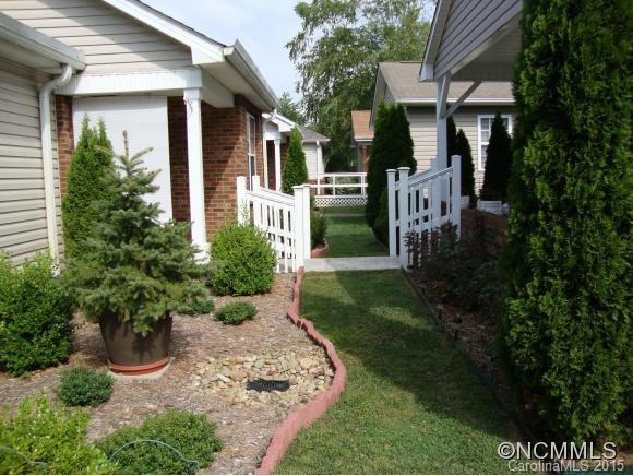 Property image 2 at 50 S Creekside Court, Hendersonville, NC 28791