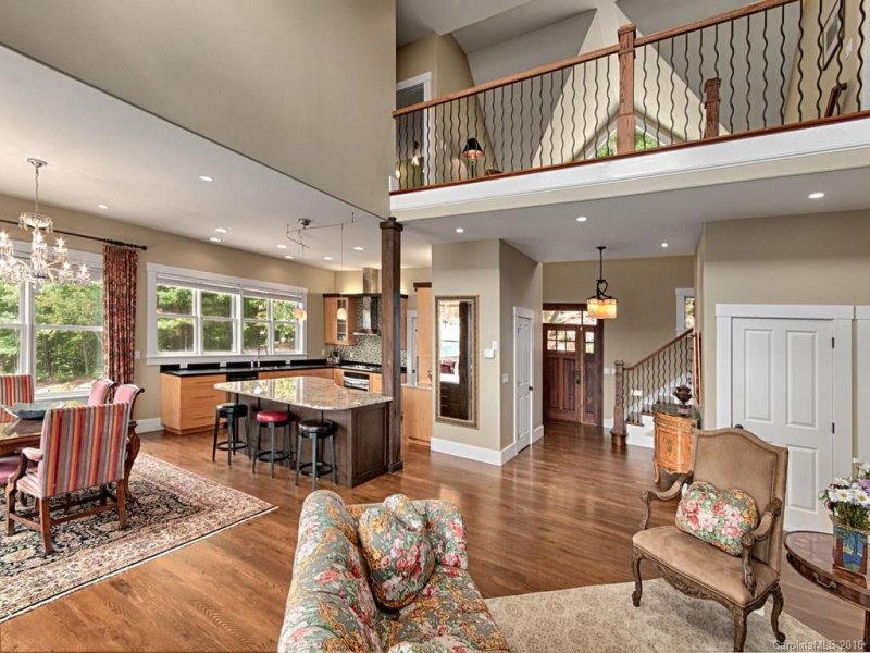 Property image 5 at 158 Black Oak Drive, Asheville, NC 28804