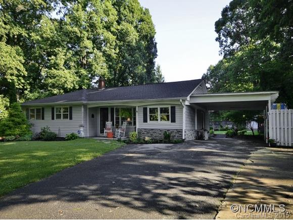 422 Hillcrest Circle